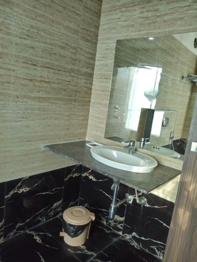 Mnr Resort Pipariā Екстериор снимка